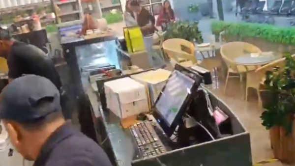 Heavy Rain ceiling collapse at guwahati airport video viarl