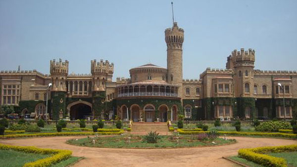 AAP Asks Mysuru Maharaj to Keep Space Clear in Bengaluru Palace Grounds for Road Extension