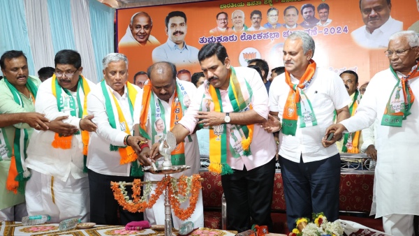 NewsX Opinion Poll predicts victory for bjp-jds alliance in Karnataka