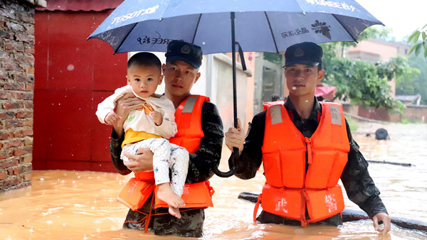 Massive Flooding Rain in Chinese capital creates fear