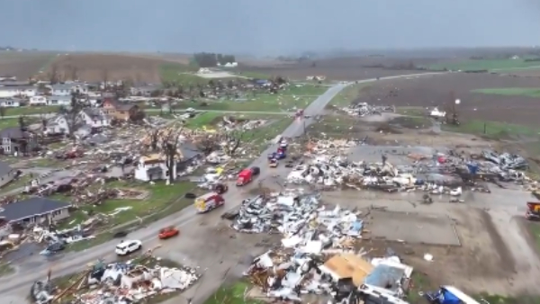 Five Dead 33 Injured As Tornado Hits Southern China