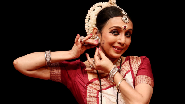 Dance Program To Honor The Guru Kelucharan Mohapatra Dance Program To Honor The Guru Kelucharan Mohapatra