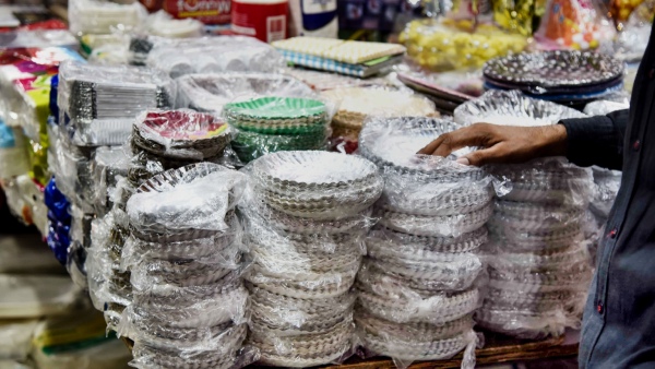 Shortage Of Water Bengaluru Hotel Adopt Unique Solutions