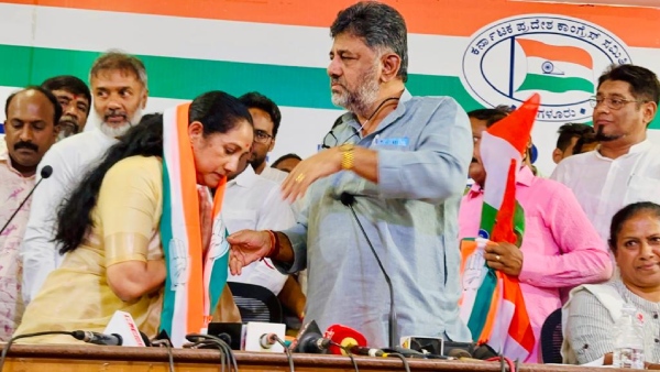 Former IAS Officer K Shivaram Wife Vani Shivaram Joins Congress
