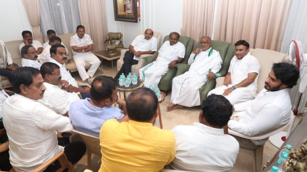 Lok Sabha Election 2024 Dr K Sudhakar Getting Support From BJP And JDS Local Leaders