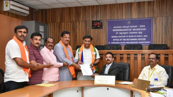 Dr K Sudhakar Officially Filed Nomination From Chikkaballapur Constituency