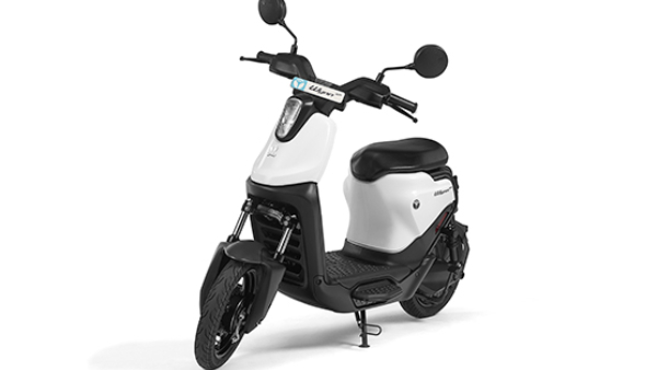 Police demands HSRP Number Plates for e-scooters Police demands HSRP Number Plates for e-scooters