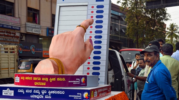 Lok Sabha Election 2024 This things should know while submitting nomination papers Lok Sabha Election 2024 This things should know while submitting nomination papers