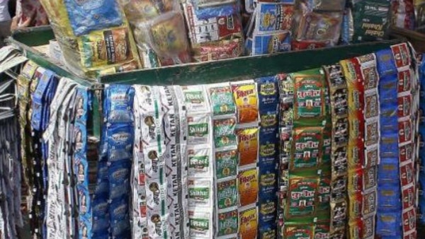 Karnataka Candidates Offer Unusual Vote Incentives TVs Gutkha Tobacco Chutney Salt