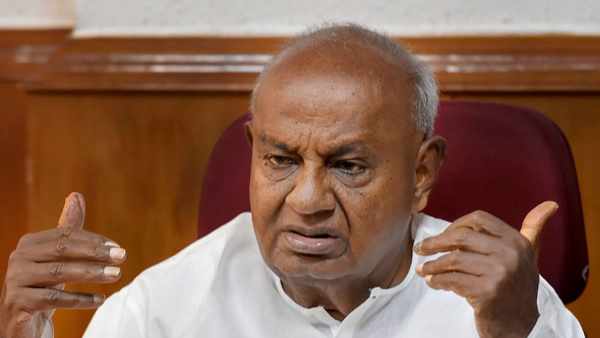 DK Shivakumar Has Kidnapped A 9-Year-Old Girl For Capturing A Piece Of Land HD Devegowda