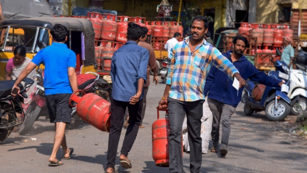 How to get LPG subsidy of rs 300 will be available on 12 cylinders