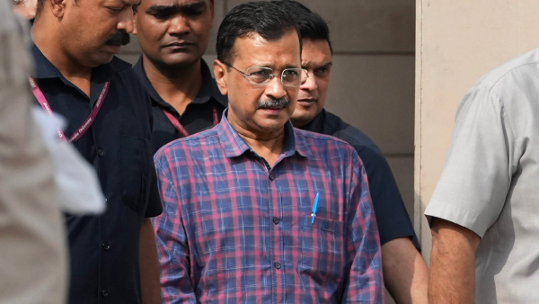 AAP Alleges Assassination Plot Amid Controversy Over Arvind Kejriwal Eating Mangoes AAP Alleges Assassination Plot Amid Controversy Over Arvind Kejriwal Eating Mangoes