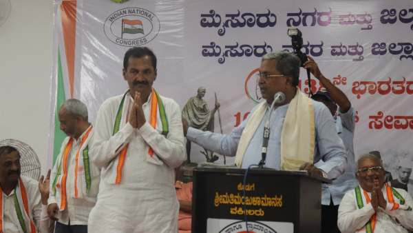 Mysuru-Kodagu Lok Sabha Big shock for Yaduveer Wadiyar Vokkaligas to support Congress candidate