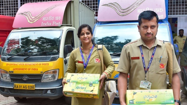 Department of Posts launched door delivery service of mangoes Department of Posts launched door delivery service of mangoes