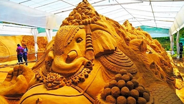 Free Breakfast to Dental Checkup Here s What Voters in Mysuru Can Get After Casting Their Vote Free Breakfast to Dental Checkup Here s What Voters in Mysuru Can Get After Casting Their Vote