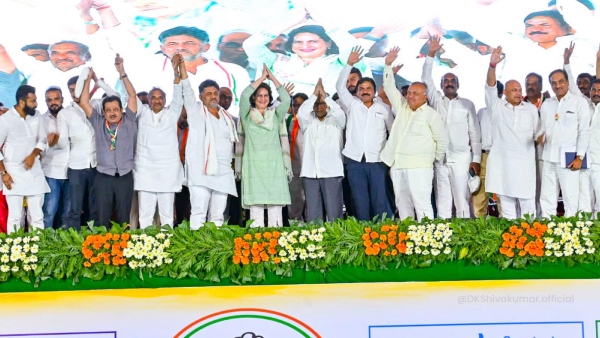 My Mother Sonia Gandhi Sacrificed her Mangalsutra for country Priyanka Gandhi