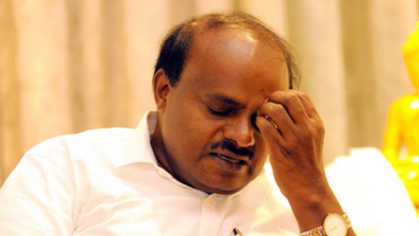 Randeep Surjewala Lashes Out At H D Kumaraswamy Statement