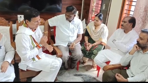 Randeep Surjewala Says Don t Do Politics with Neha Murder Case Tong to BJP