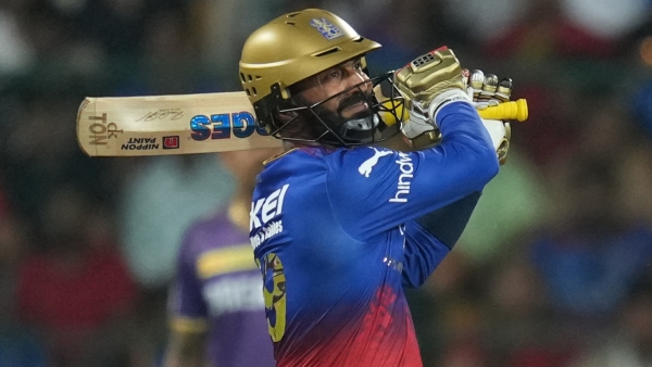 Dinesh Karthik s T20 World Cup Comeback Puts Pressure on Pant Samson Kishan and Rahul