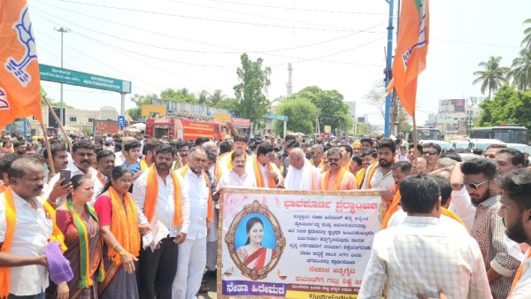 What did M P Renukacharya say about Neha Hiremath s murder