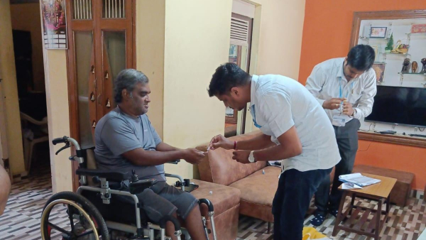 Not Violation in Senior Citizens Secret Voting Day Karnataka Election Commissioner