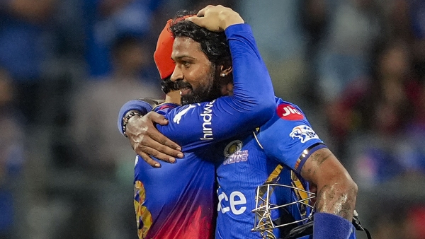 Virat Kohli s Heartfelt Appeal for Hardik Pandya Goes Viral After Mumbai Indians Dominant Victory