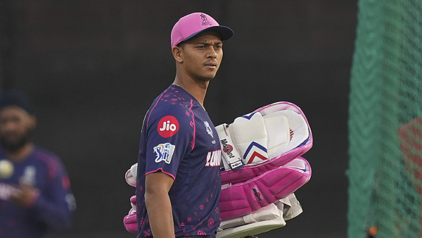 Virender Sehwag s Bold Move Hardik Pandya Left Out of T20 World Cup Playing XI Virender Sehwag s Bold Move Hardik Pandya Left Out of T20 World Cup Playing XI