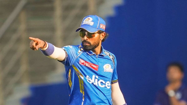 AB de Villiers Hardik Pandya s Ego-Driven Captaincy Challenges with Rohit Bumrah