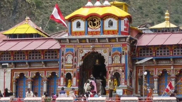 Chardham Yatra 2024 badrinath dham opened for the devotees today see video here Chardham Yatra 2024 badrinath dham opened for the devotees today see video here