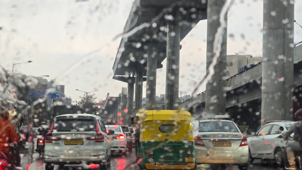 Bengaluru Rains Heavy Rain Started In Bengaluru on Friday