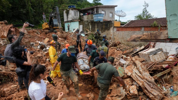 56 People died due to rain floods in Brazil Many people are missing 56 People died due to rain floods in Brazil Many people are missing