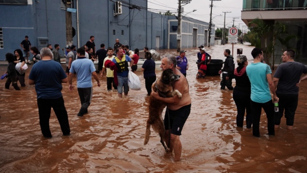 Brazil flood At least 100 people killed 100 000 Homes Damage in Deadly Storm