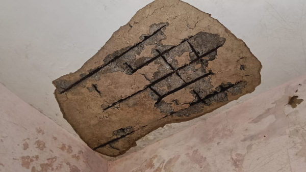 Chikkaballapur 21 schools have One Teacher 18 schools have no teachers Chikkaballapur 21 schools have One Teacher 18 schools have no teachers