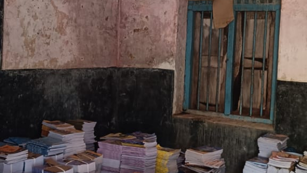 Chikkaballapur 21 schools have One Teacher 18 schools have no teachers Chikkaballapur 21 schools have One Teacher 18 schools have no teachers