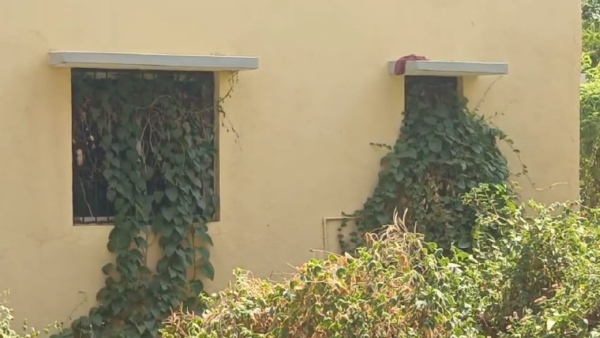 Chikkaballapur Orphaned Garadi Mane The interest in the work has not been inaugurated