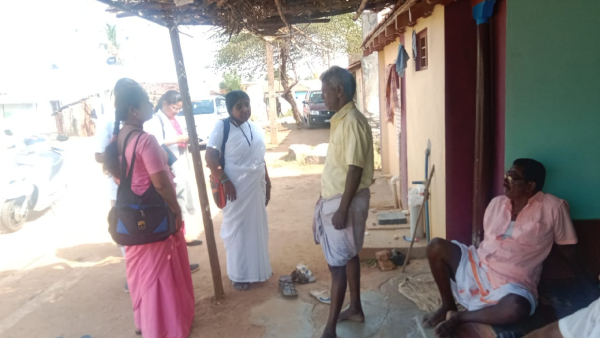 8 people are sick after consuming contaminated food and water In Halagapura village 8 people are sick after consuming contaminated food and water In Halagapura village