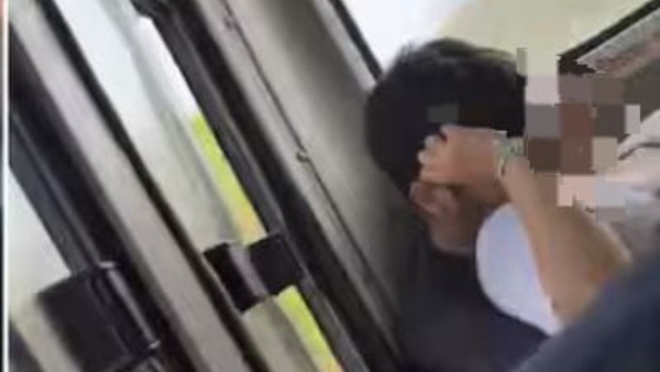 Viral Video of Couple Romance in Public Bus at Odisha