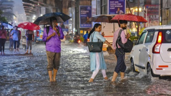 Kerala Reported 11 Death by Heavy Rain Due Remal Cyclone Effects on State Precautionary Measure Kerala Reported 11 Death by Heavy Rain Due Remal Cyclone Effects on State Precautionary Measure