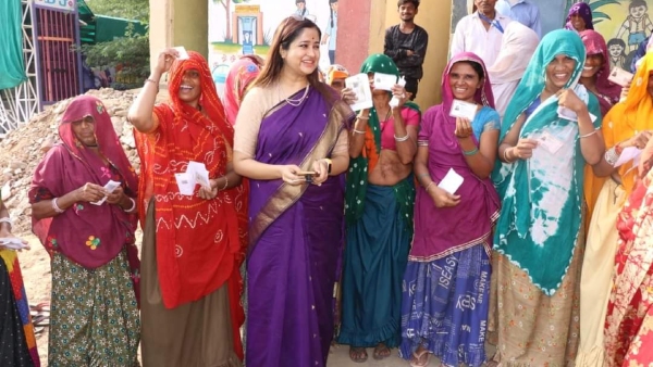 Lok Sabha elections phase 4 From Akhilesh Yadav to Mahua Moitra political bigwigs testing fate today