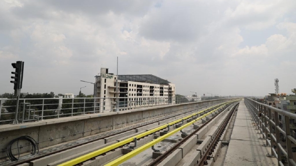 Electrification Work Started in Namma Metro Yellow Line Public Not Allowed under Viaduct BMRCL