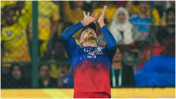 RCB vs CSK Flying catch of Faf Du Plessis turned the match