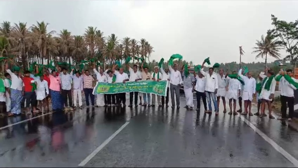 Farmers protest on Bengaluru-Dindigul National Highway-What is the Reason