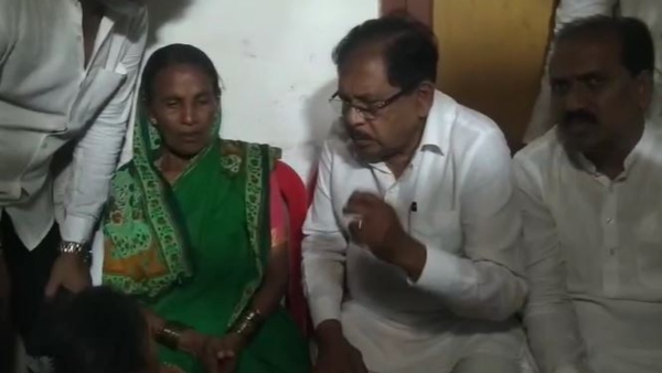 G Parameshwar s visit to Hubballi Minister s car blocked at airport to oppose transfer of DCP