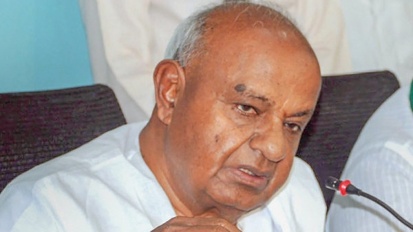 PM Narendra Modi Extends Birthday Greetings To HD Deve Gowda