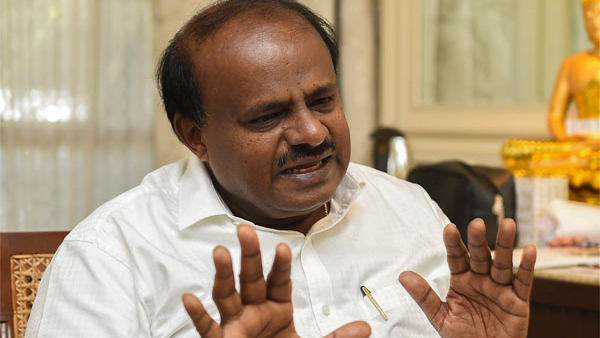 Have You Sent Your Son Abroad To Die HD Kumaraswamy Questioned Siddaramaiah