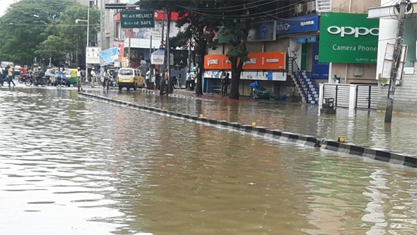 Heavy rain in Bengaluru Rain spoils the fun of the IPL weekend