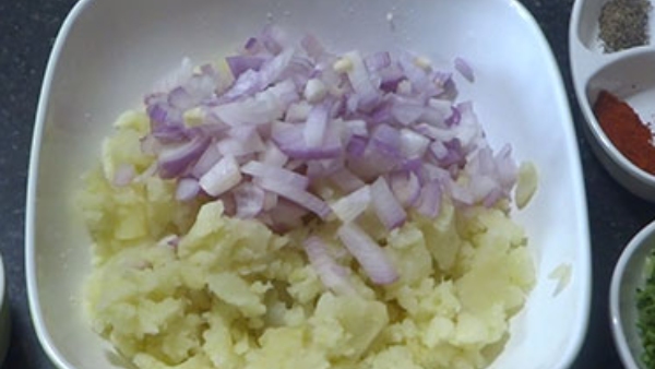 How To Make Hotel Style Potato Sandwich In Home Here Is The Recipe