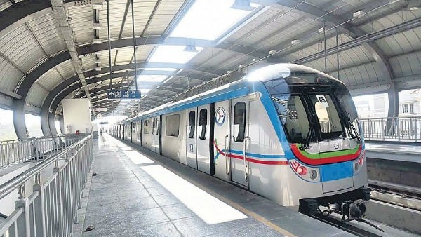 Hyderabad Metro Project Will Sale on 2026 by L-T Company due To Govt Free Bus Scheme