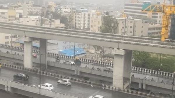 Bengaluru Rain Hailstorm with Intense Rains Lashes in Many Parts of Bengaluru Today