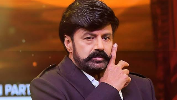 Nandamuri Balakrishna Pushes Actress Anjali On Stage at Gangs of Godavari Event